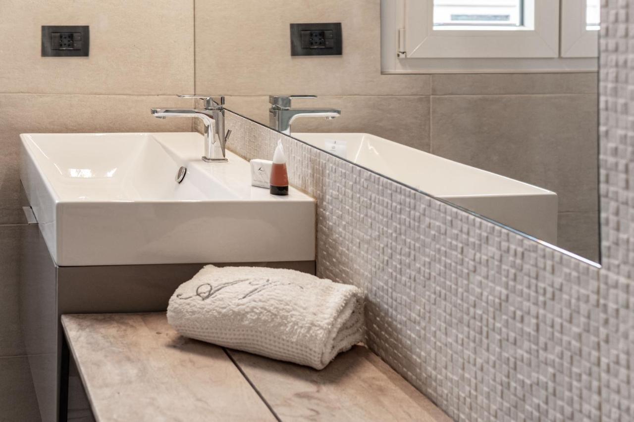 Montello Livings, Exclusive Terrace And Skyline View Apartment Милано Екстериор снимка