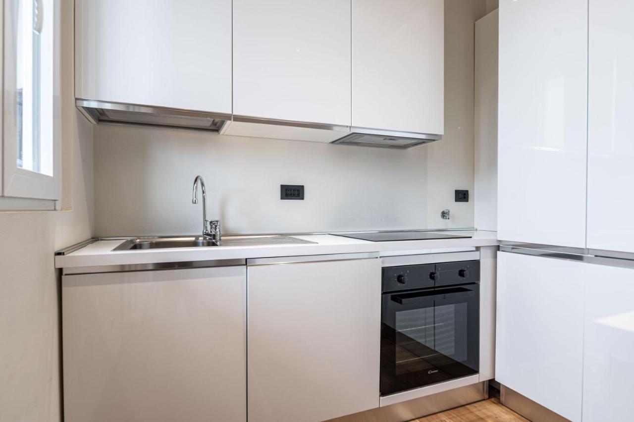 Montello Livings, Exclusive Terrace And Skyline View Apartment Милано Екстериор снимка