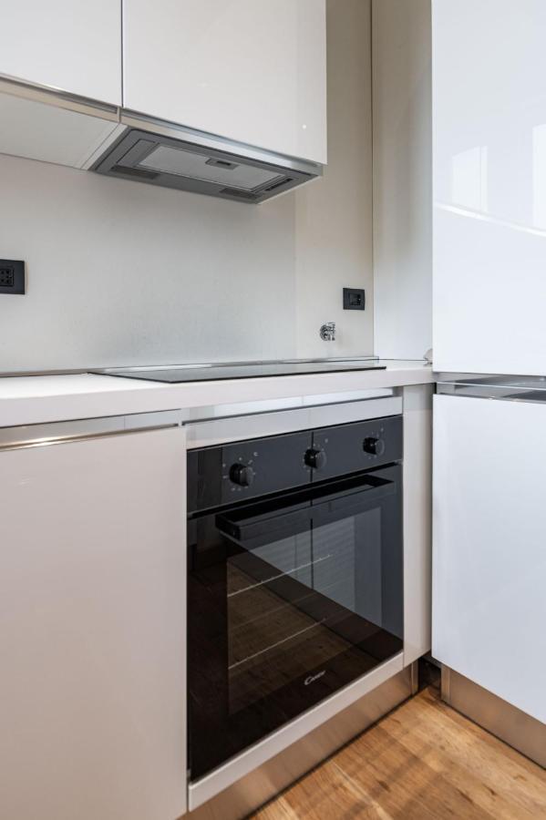 Montello Livings, Exclusive Terrace And Skyline View Apartment Милано Екстериор снимка