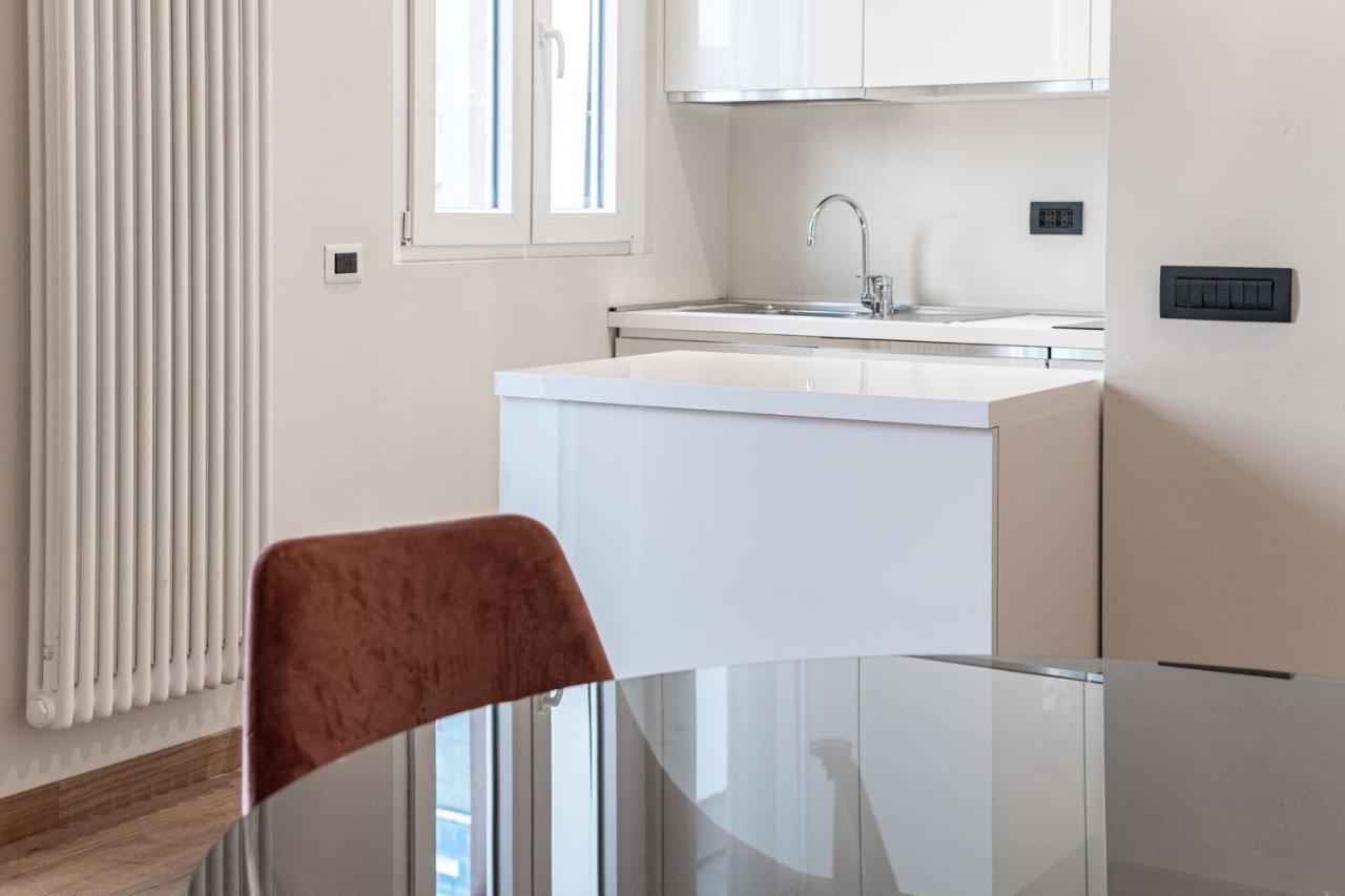Montello Livings, Exclusive Terrace And Skyline View Apartment Милано Екстериор снимка